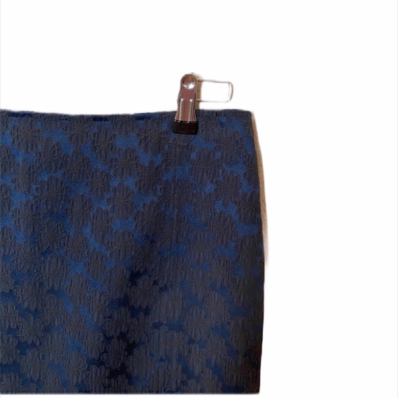 Caesar Exclusif Navy Pencil Skirt - Picture 4 of 10